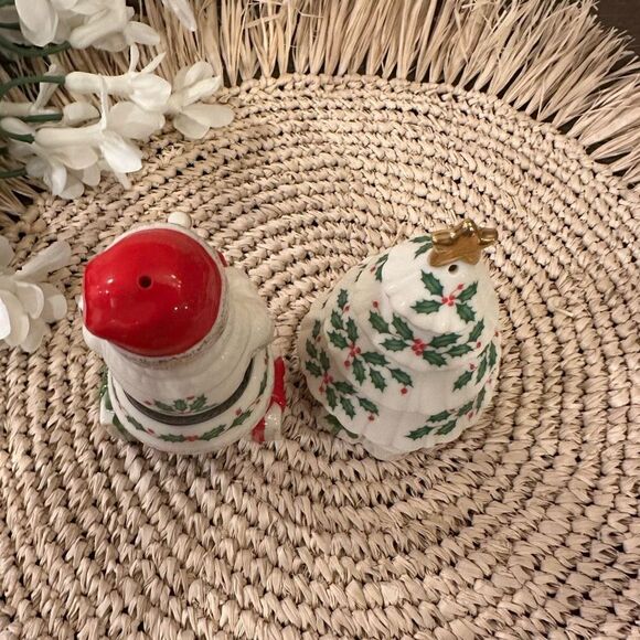 Lenox Holiday Santa and Christmas Tree Salt and Pepper Shakers 4in‎ NEW - Picture 4 of 6